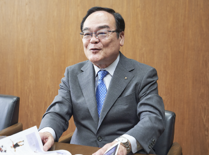 インタビュー