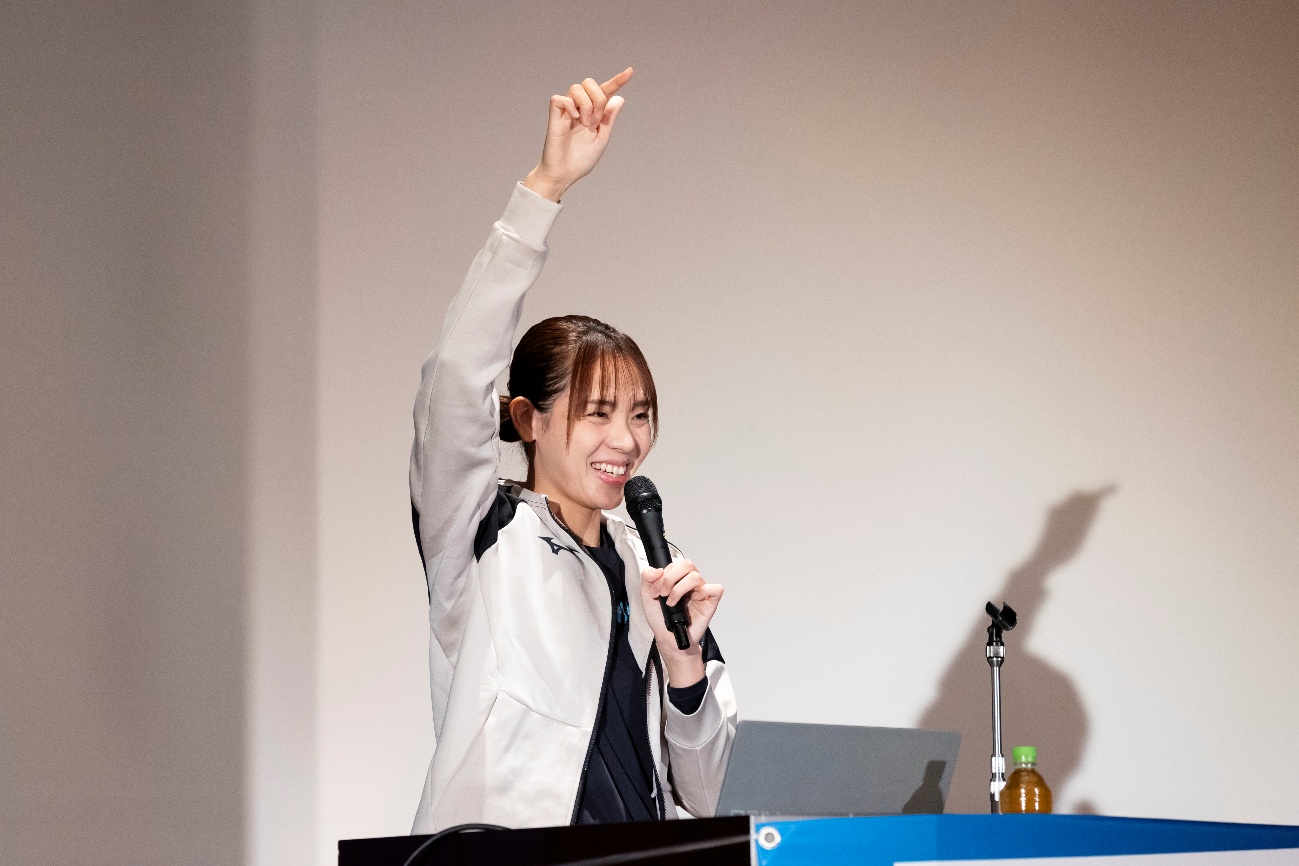 聖和学園　トレーニングウェア　美品　7番 VICTORY PIS-TRE｜トンボ学生服・とんぼ体操服の株式会社トンボ